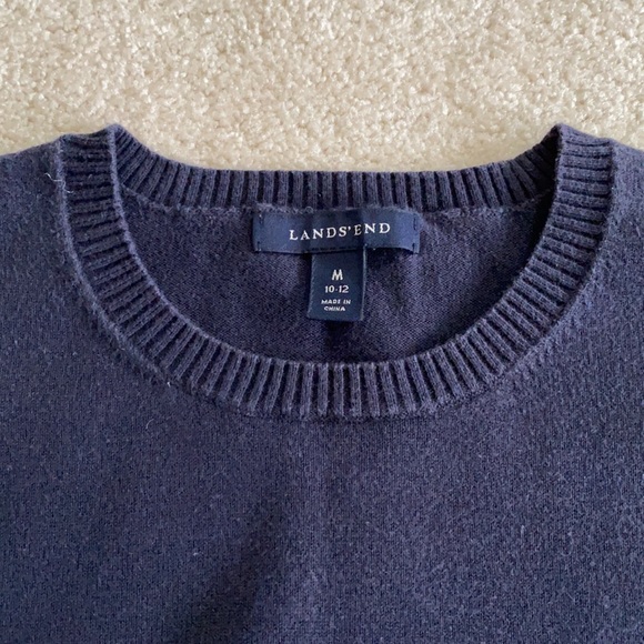Lands’ End Sweater - Picture 4 of 5